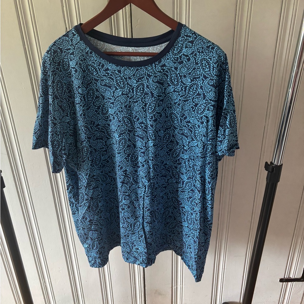 Lands' End Blue Short Sleeve Tee with Paisley Pattern